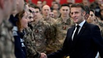 Macron justifica la multiplicación del gasto militar francés: 