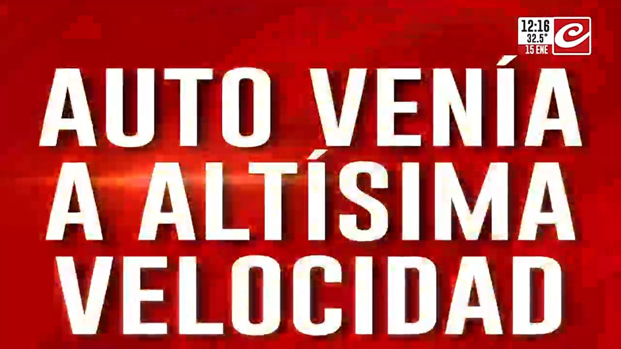 Manejaba a toda velocidad, chocó a otro auto y atropelló a un cartonero