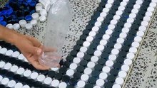 Is This a Tunnel… or Bottle Caps? 👉🌀 Your eyes might be lying to you 😵‍💫Look twice…