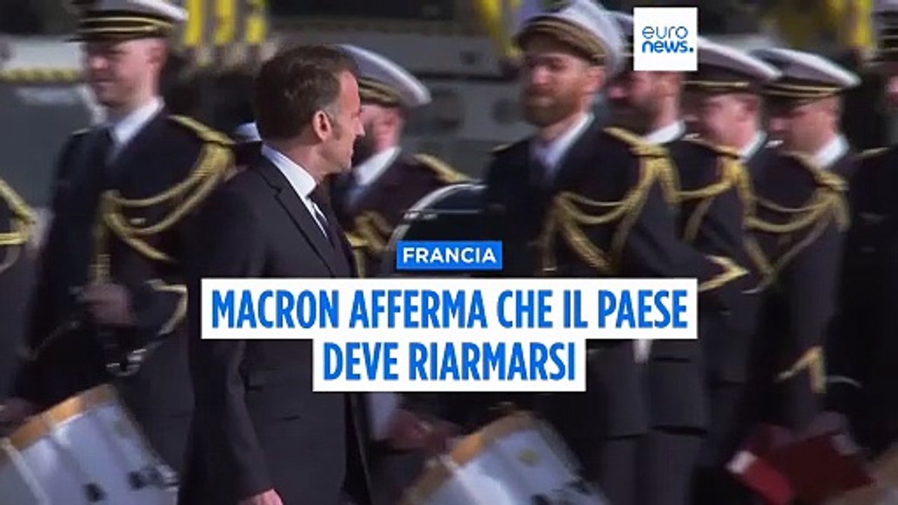 Francia, Macron annuncia l'invio di altri mezzi militari in Groenlandia