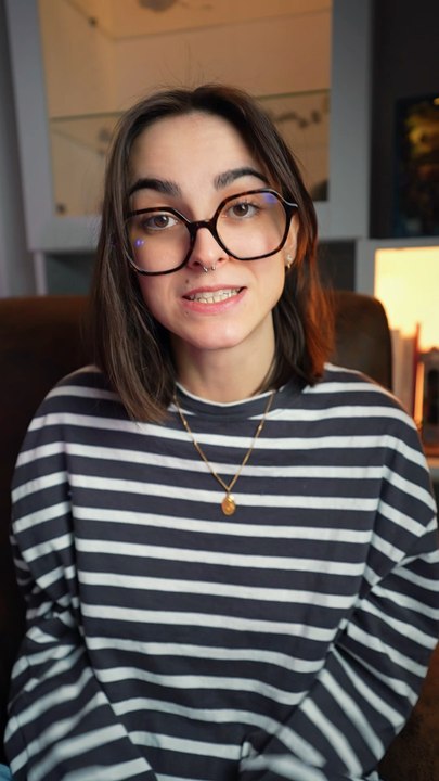 Parfois, c’est juste ton corps qui se sent en sécurité, qui relâche, qui respire.Se sentir assez à l’aise pour se reposer, c’est aussi une forme de confiance. 🤍 #psychologie #fatigue #relation #pourtoi #explication