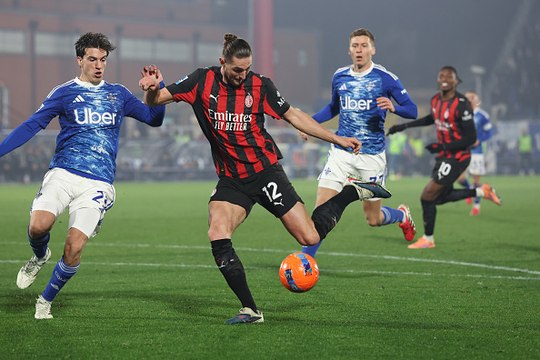Moviola Como-Milan, Calvarese: Kempf non si interessa del pallone, dinamica da rigore