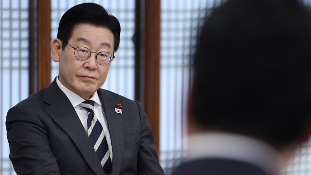 이 대통령, 오는 21일 청와대 영빈관서 신년 기자회견 / YTN