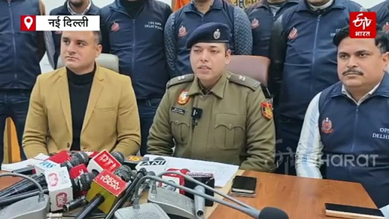 गणतंत्र दिवस से पहले दिल्ली पुलिस का बड़ा एक्शन: अवैध हथियार फैक्ट्री का पर्दाफाश, 5 कुख्यात गिरफ्तार