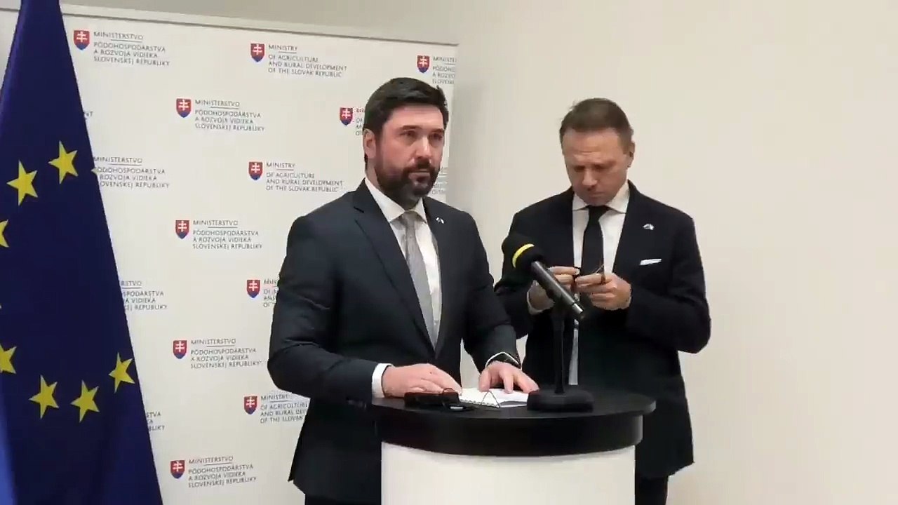 ZÁZNAM: R. Takáč: Slovensko môže mať v novom období až o 30 % menej peňazí