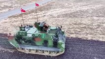 Türkiye'nin ilk elektrikli zırhlı personel taşıyıcısı E-ZPT görücüye çıktı