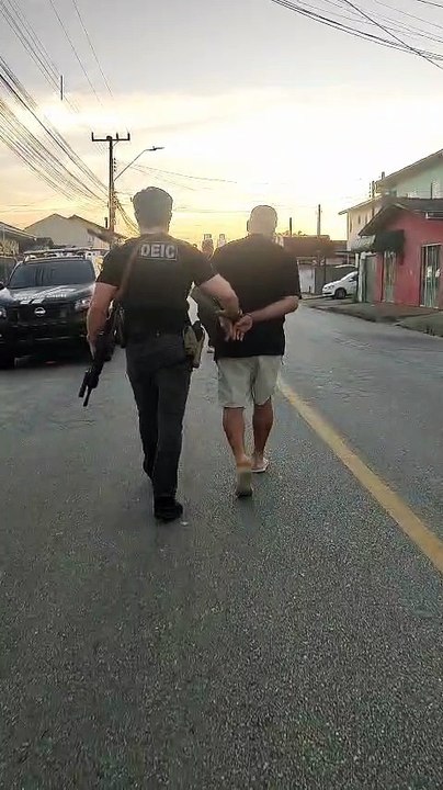 Megaoperação captura foragido do tráfico no município que mais cresce na Grande Florianópolis: "110 kg de drogas"