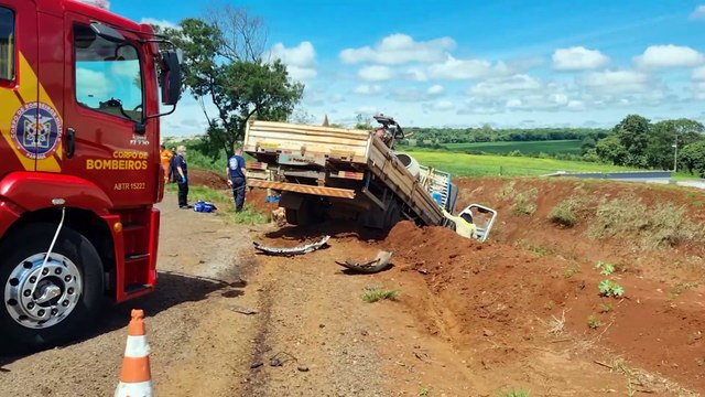 Homem morre em gravíssimo acidente na BR-277, em Santa Tereza do Oeste