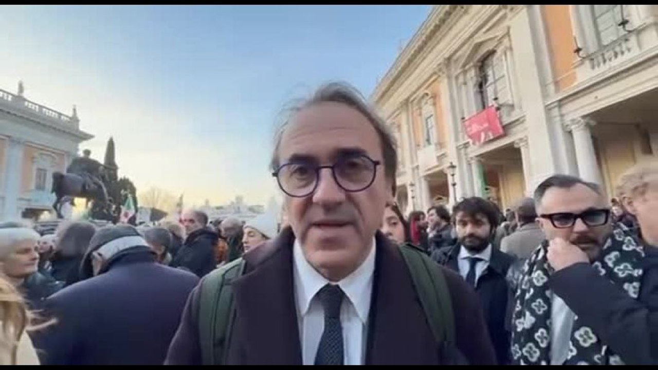 Bonelli: Noi al fianco del popolo iraniano, doveroso essere in piazza