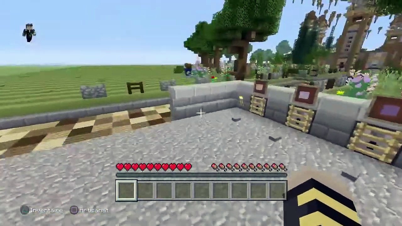 J'ai CRÉE une MAP SKYWARS sur mon SERVEUR MINI JEUX MINECRAFT ! 😲