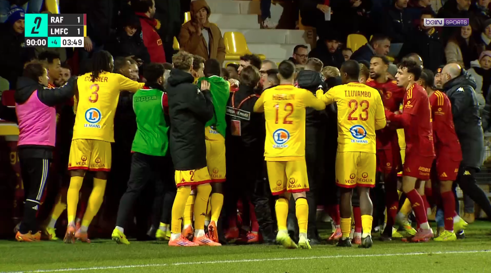 Ligue 2 : Rodez - Le Mans, c'était très chaud !