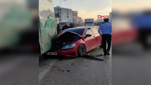 Yolcu otobüsüyle çarpışan otomobil sürücüsü yaralandı