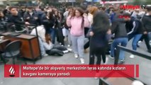AVM’de kızlar arasında saç saça kavga! Maltepe’de o anlar kamerada