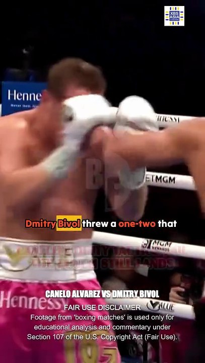 Canelo Alvarez GRABS the ARM! STILL EATS the SHOT!