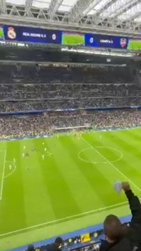 Vinicius es el gran señalado del Bernabéu: esto pasa cuando toca la pelota