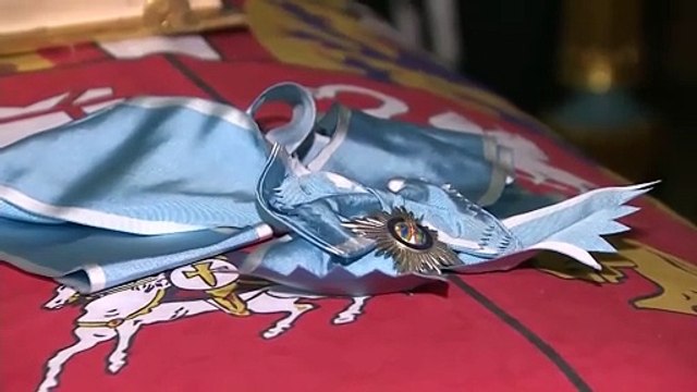 Los Reyes y sus hijas arropan a la Reina Sofía en el responso por su hermana Irene de Grecia