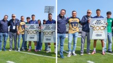 Jorge Ruvalcaba y Nathan Silva reciben reconocimiento por sus 100 juegos con Pumas