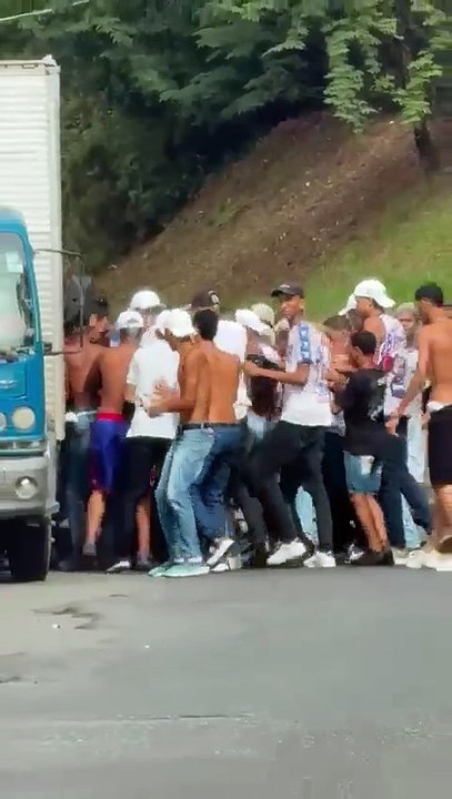 Torcedores do Bahia são detidos em São Rafael