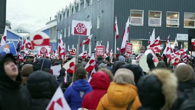 A Nuuk migliaia protestano contro il piano di Trump per l'annessione della Groenlandia