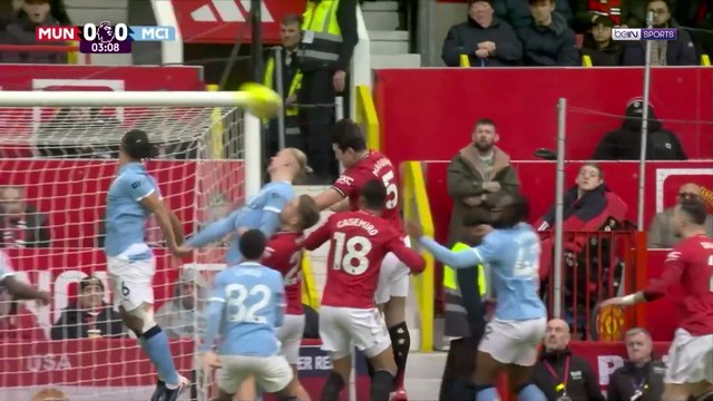 ‫‫ملخص مباراة مانشستر يونايتد ومانشستر سيتي (2-0) _ الدوري الإنجليزي الممتاز - الجولة 22‬‬