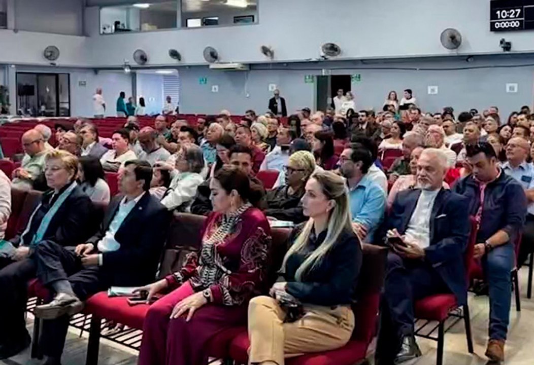 Candidatos rechazan intromisión de pastores evangélicos en campaña presidencial