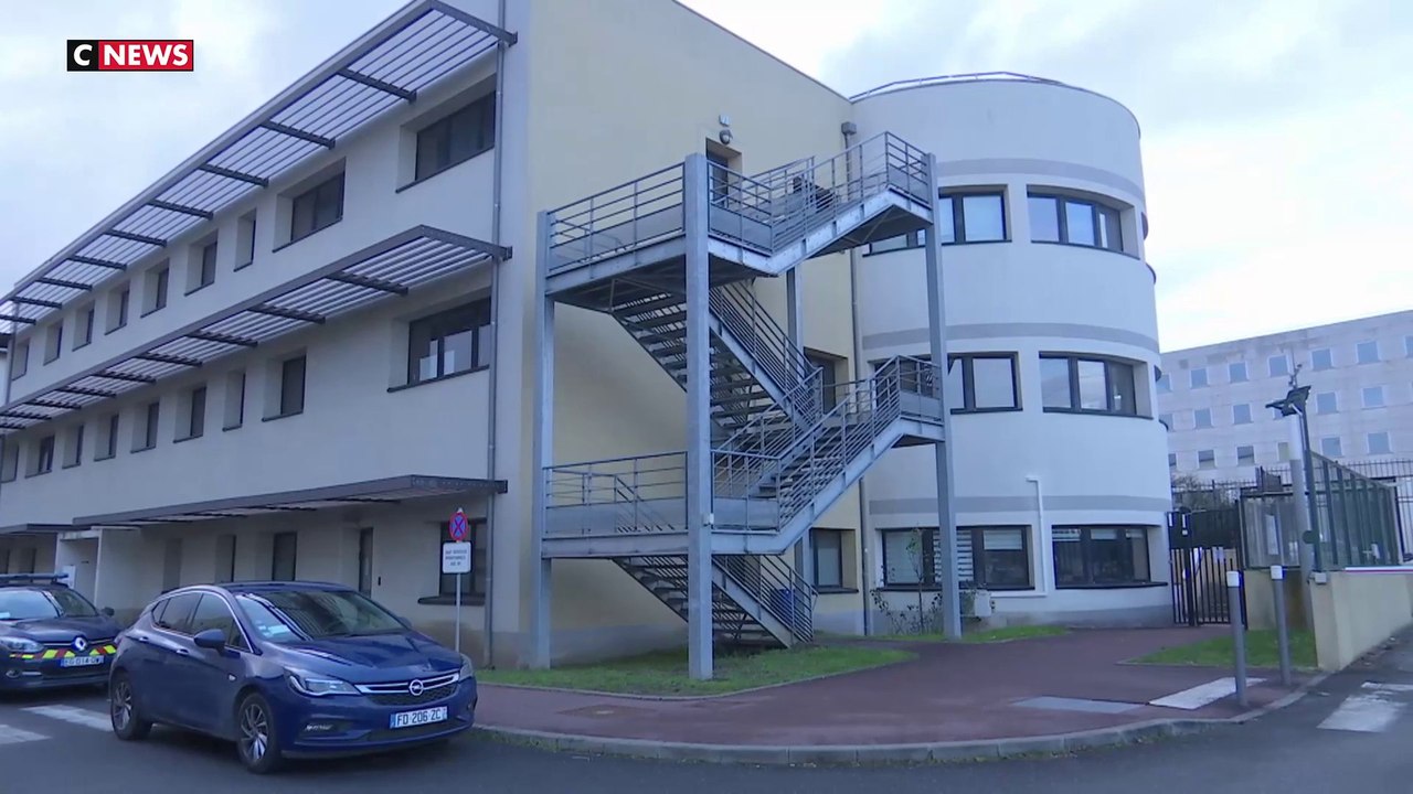 Vols de câbles : trois suspects arrêtés et un château saisi dans l'Oise