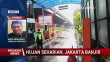 BREAKING NEWS - Hujan Seharian: Jakarta Banjir Lagi, Sepeda Motor Paksa Masuk Tol Pulomas