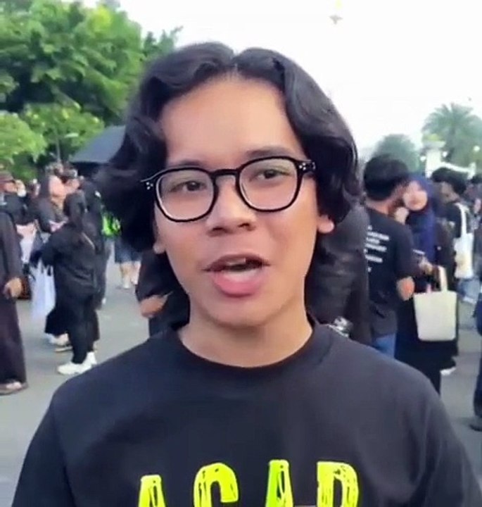 Cerita sejumlah anak muda Jakarta soal buku-buku yang mereka Baca. (Edwin Dwi Putranto/Republika)