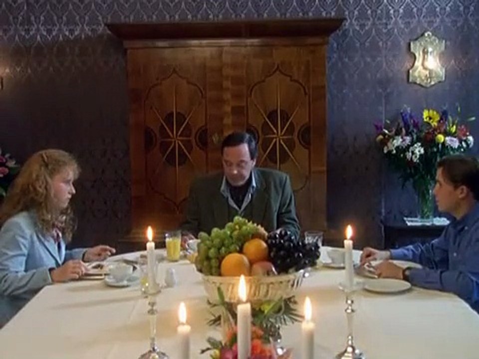 Unser Charly S03E05-Herzklopfen