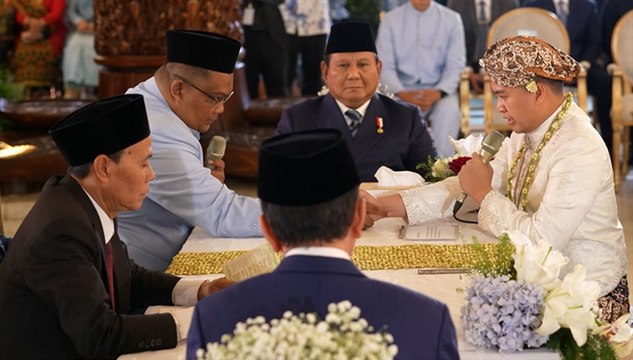 Momen Presiden Prabowo dan Jokowi jadi Saksi Nikah Sespri Agung Surahman