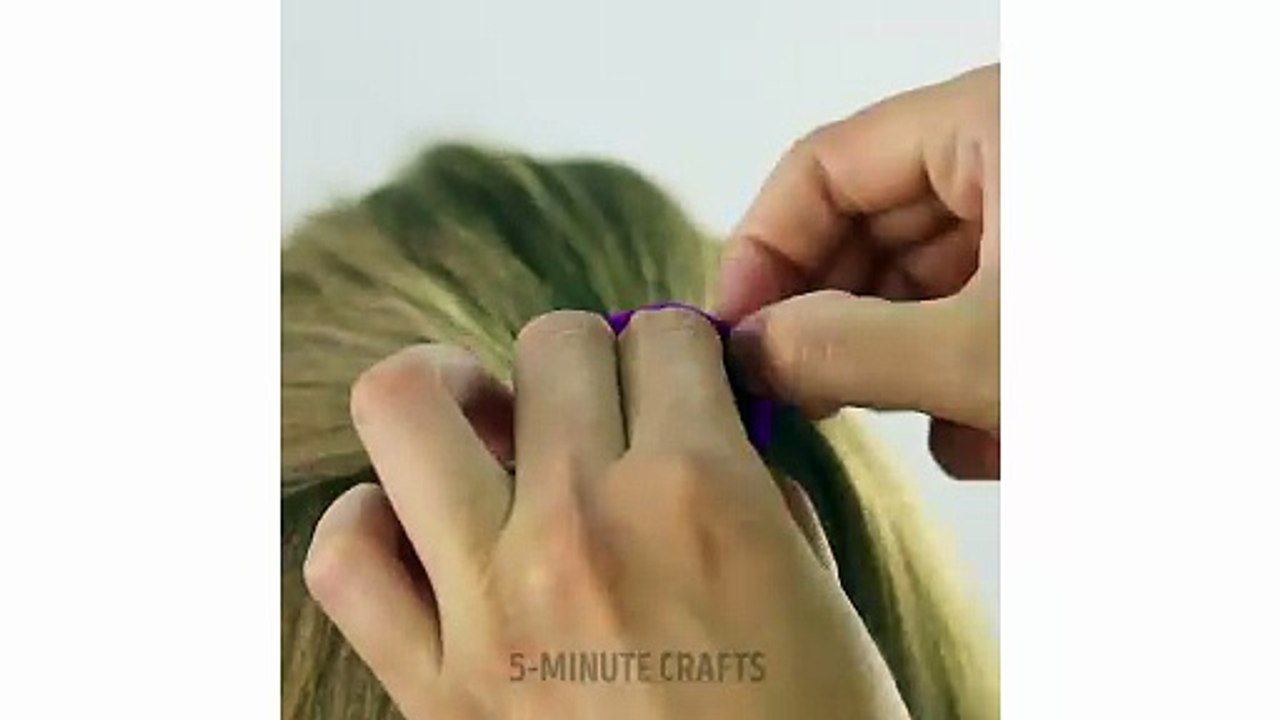 3 ADORABLE 1-MINUTE HAIRSTYLES FOR GIRLS