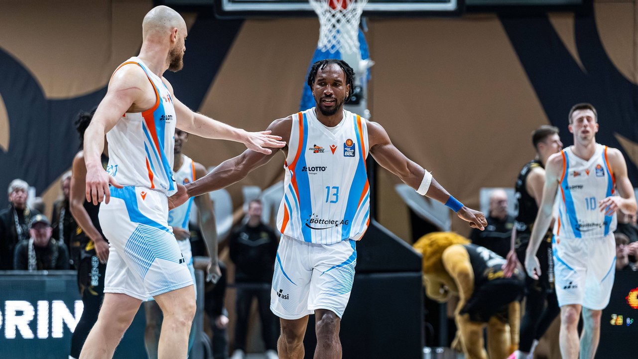 Braxton bringt die Entscheidung! Jena gewinnt Kellerduell in Braunschweig