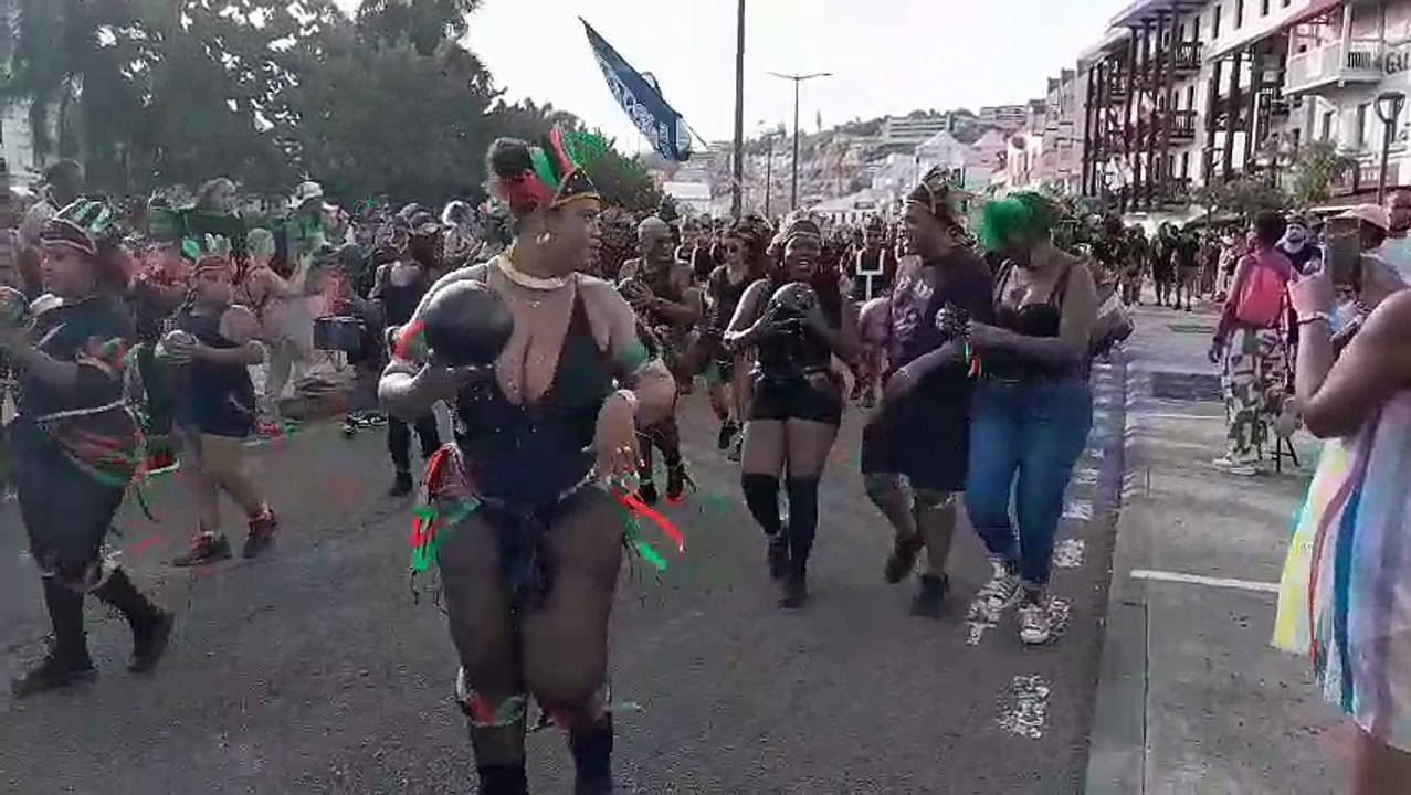 [MARTINIQUE] Belle ambiance à Fort-de-France pour le Vidé Ko'w 1