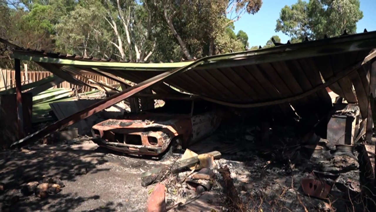 Uncontrolled scrub fire destroyed on Fleurieu Peninsula