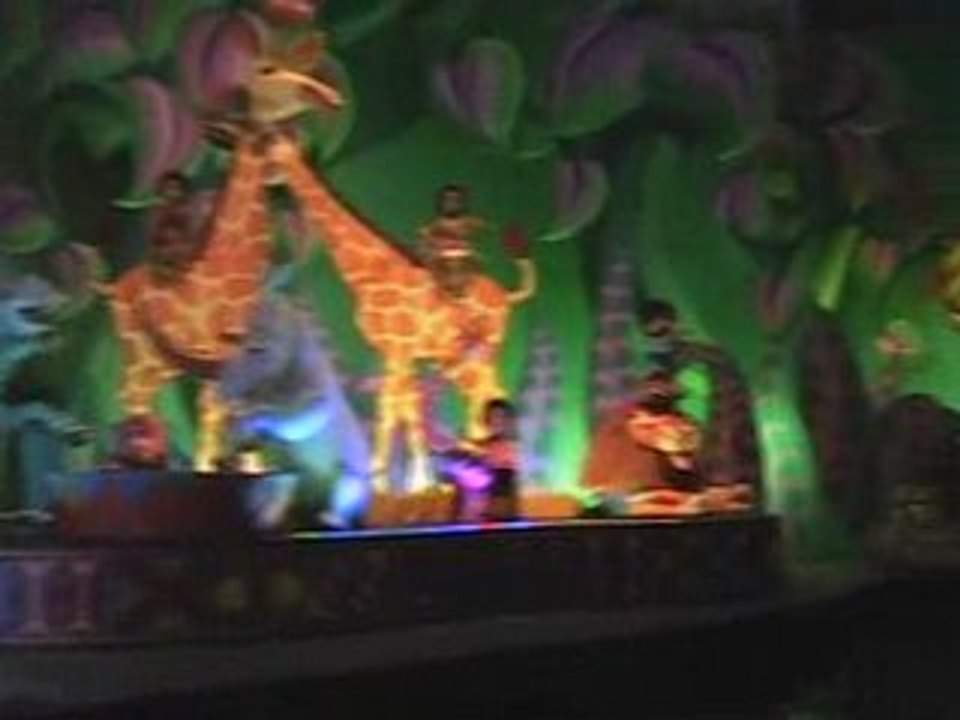 DLRP - Its A Small World - The Ride