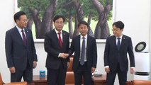 여야 원내지도부 회동...’통일교 특검법’ 이견 재확인 / YTN