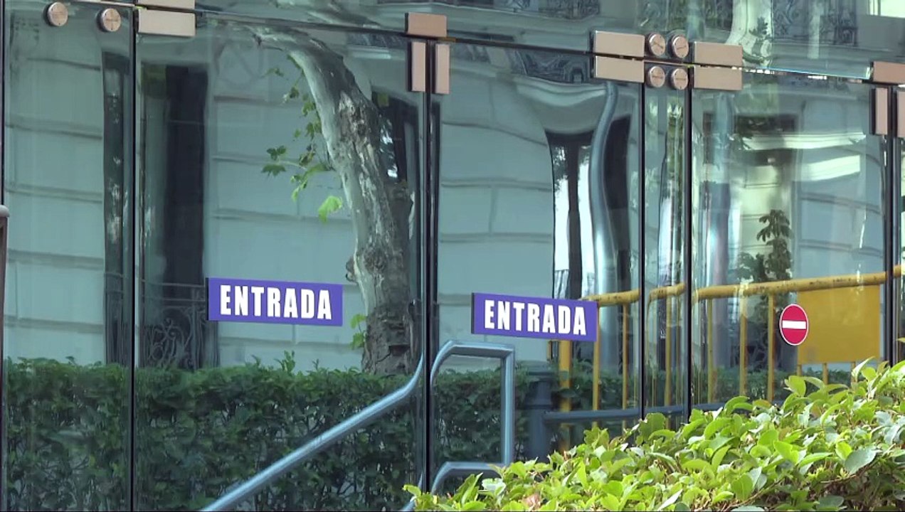 Julio Iglesias pide archivar la denuncia contra él por "falta de jurisdicción" de España