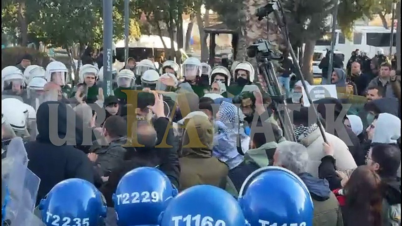 Şanlıurfa’daki Yürüyüşte Olay!