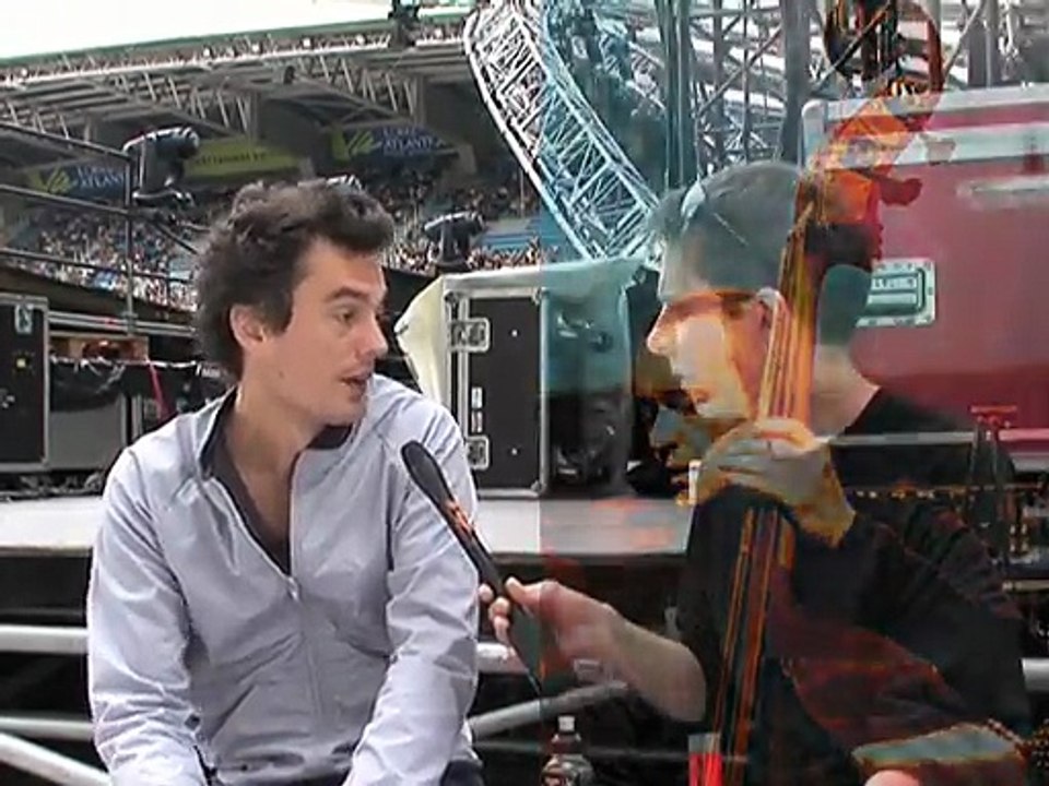 2009 – Johnny Hallyday – Pearl / Sabian : Interview de Maxime Garoutte, batteur sur le Tour 66