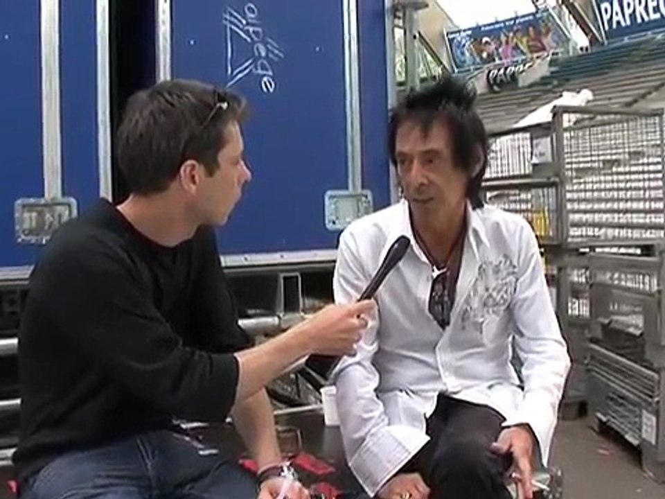 2009 – Johnny Hallyday – Robin Le Mesurier en tournée avec Johnny : Interview