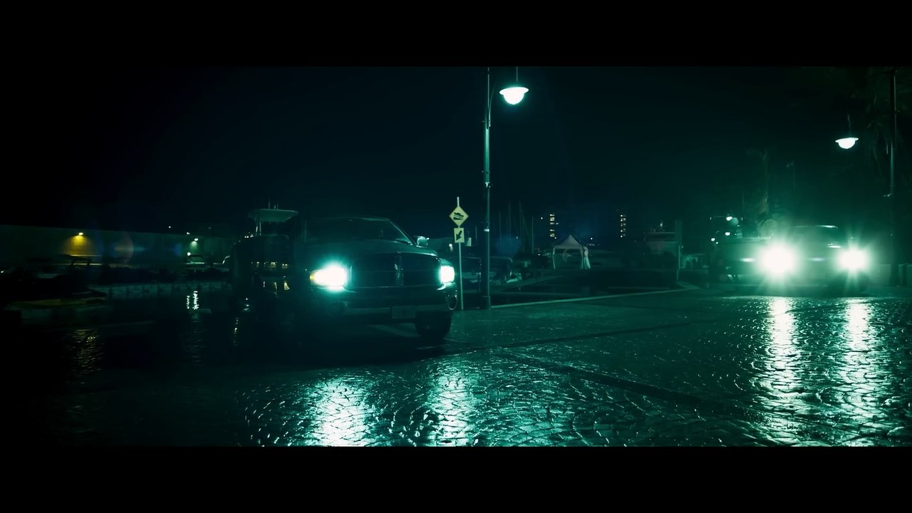 NFL Players End Up Trapped for Days at Sea After Deadly Storm Flips Their Boat