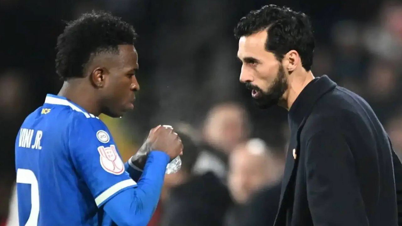 Álvaro Arbeloa defiende a Vinícius; hace petición a la afición del Real Madrid: ''Lo que pido es apoyo a todos los jugadores''