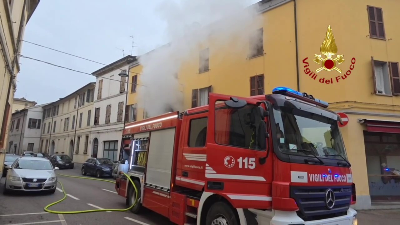 Forlì, incendio in un appartamento nel centro storico: donna salvata dai Vigili del Fuoco (19.01.26)
