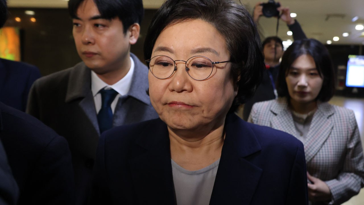 이혜훈 없는 이혜훈 청문회...시작도 못 하고 공방만 / YTN