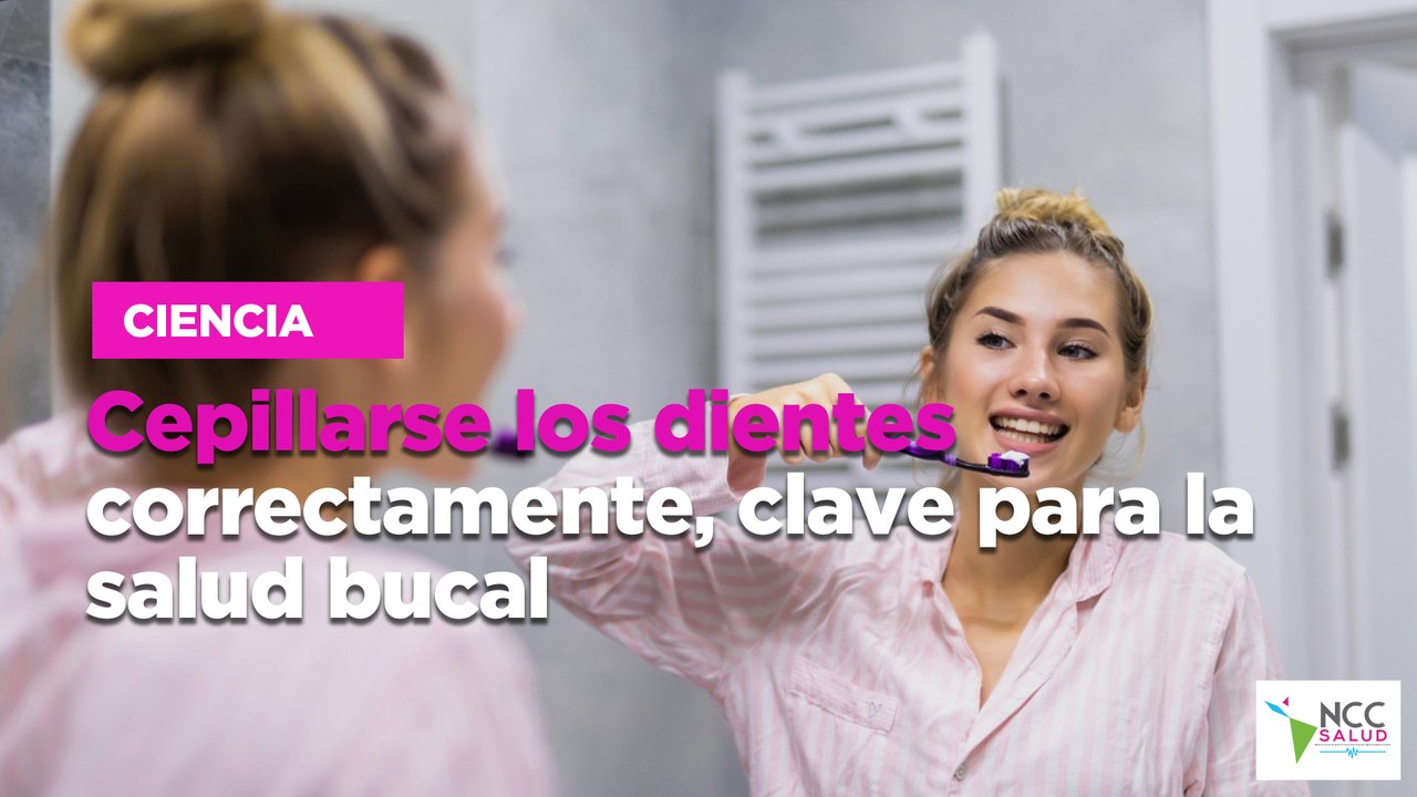 Cepillarse los dientes correctamente, clave para la salud bucal.