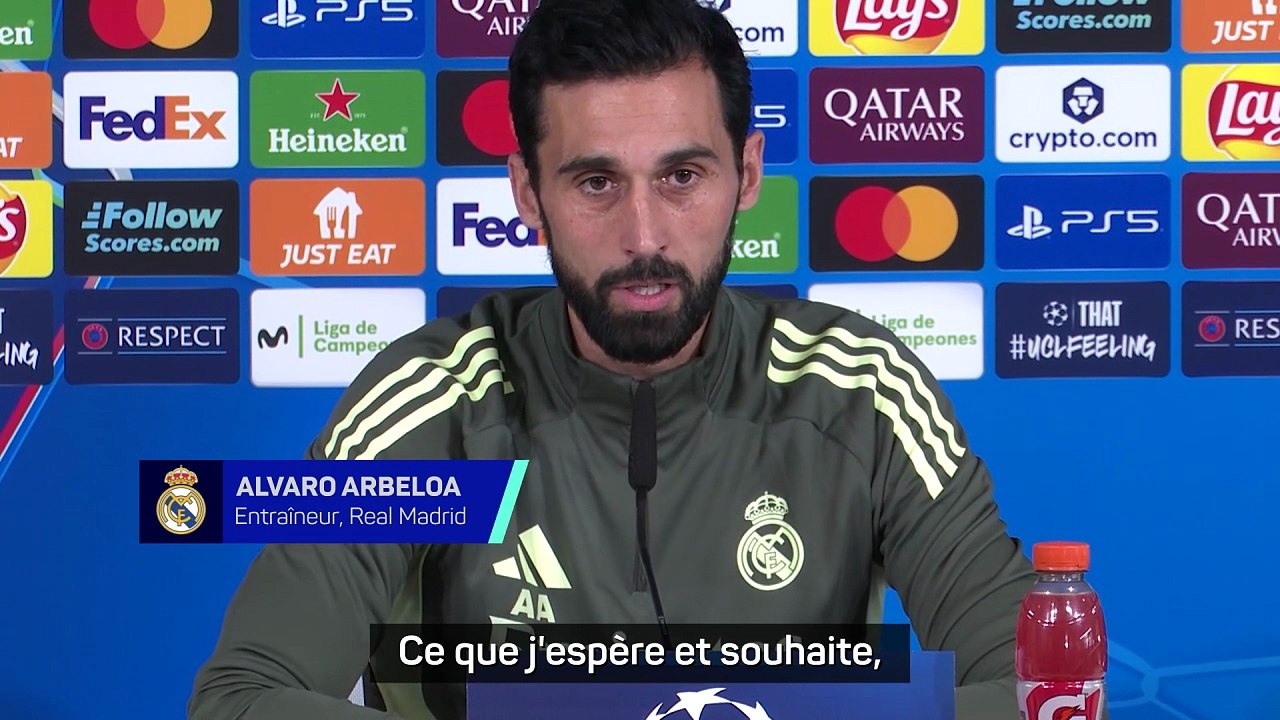 Arbeloa prend la défense de Vinicius : "Il aime cet écusson et les supporters"
