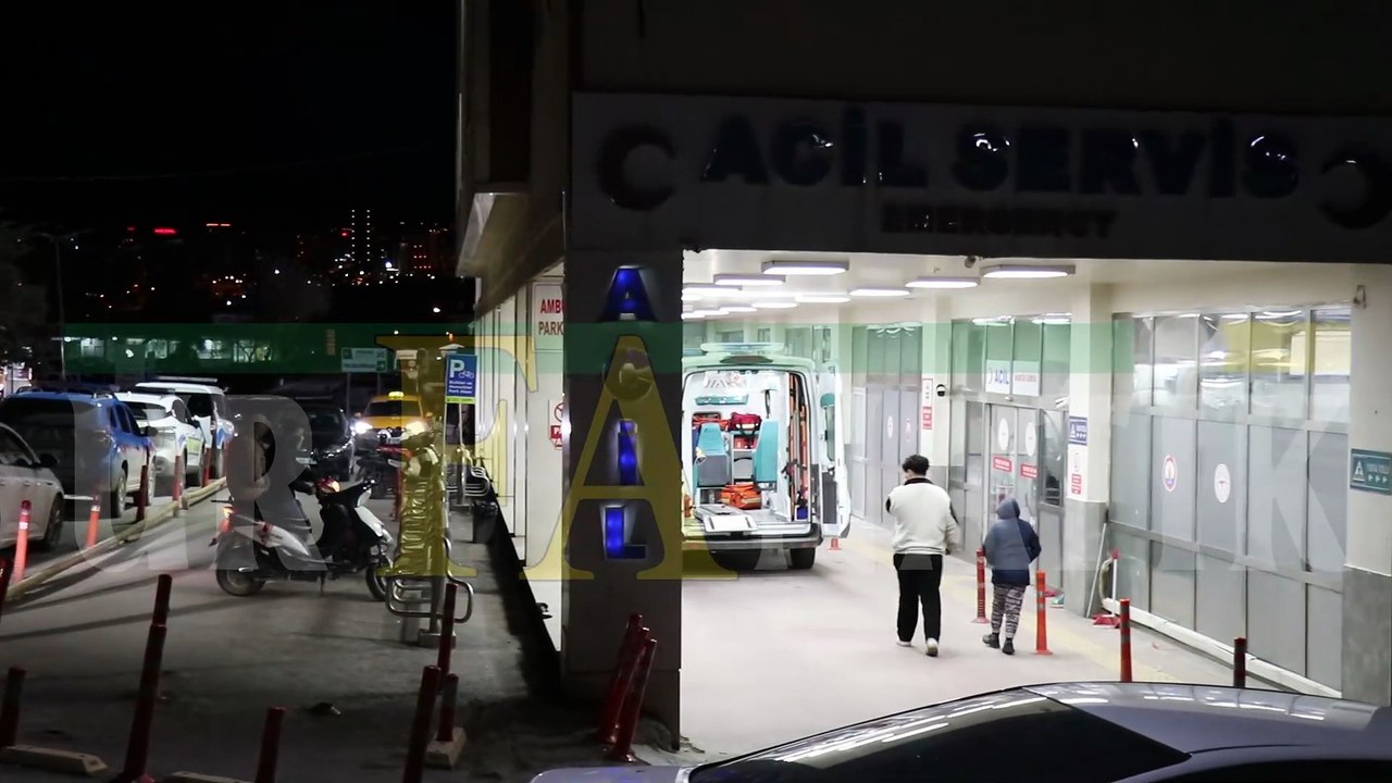 Karaköprü’de Polis Aracı Kovalamaca Sonucu Kaza Yaptı: Yaralı Polisler Var