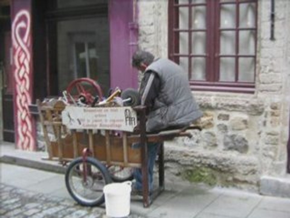 DINAN