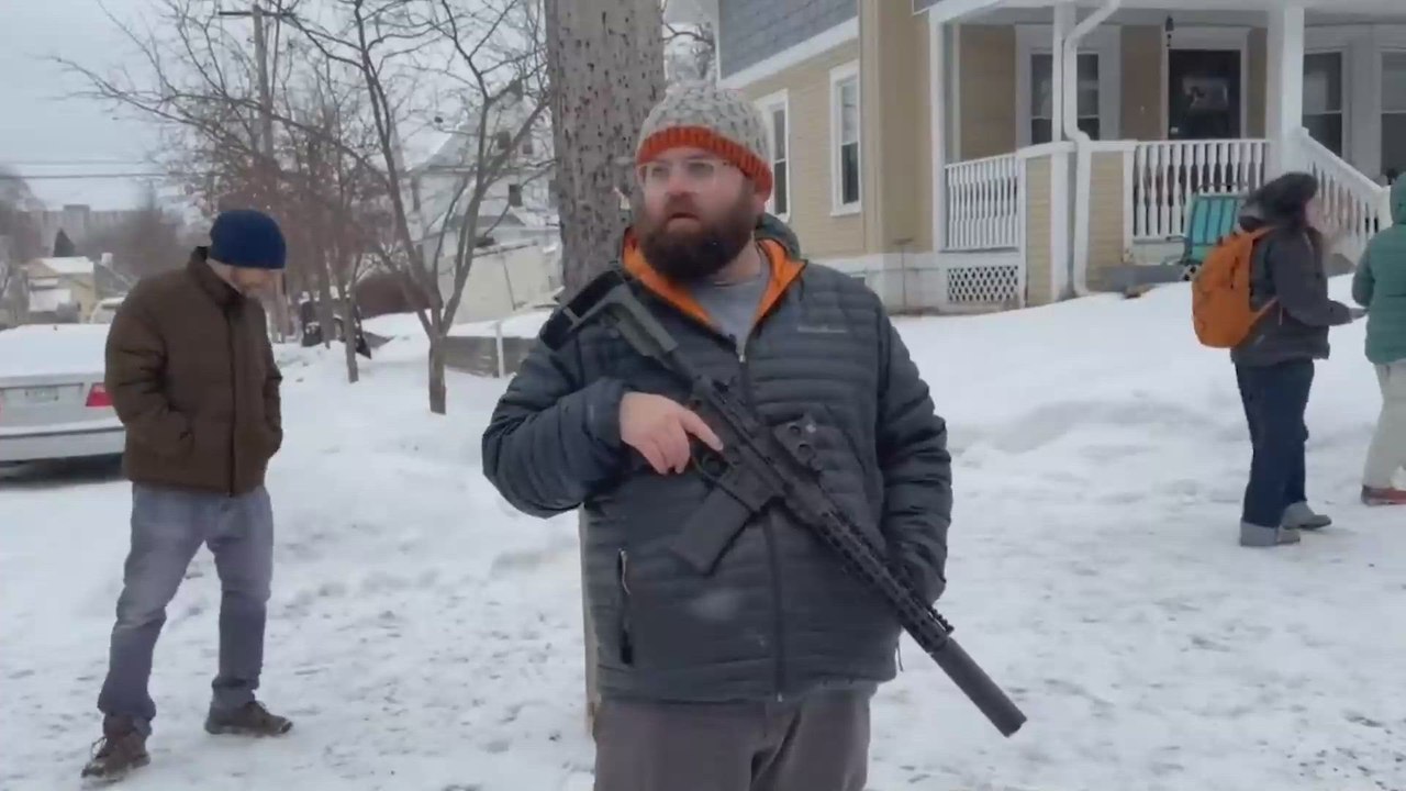 Multiple protesters across Minneapolis are armed and standing guard against ICE