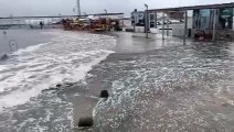 Cagliari. Poetto, crolla parte del pontile a Marina Piccola